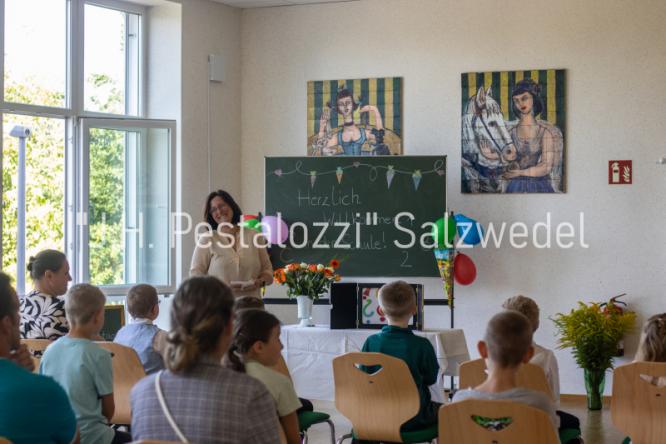 Begr&uuml;&szlig;ung durch Frau Gerchel