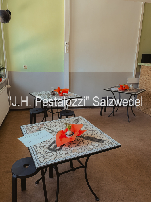 weitere Sitzgelegenheiten